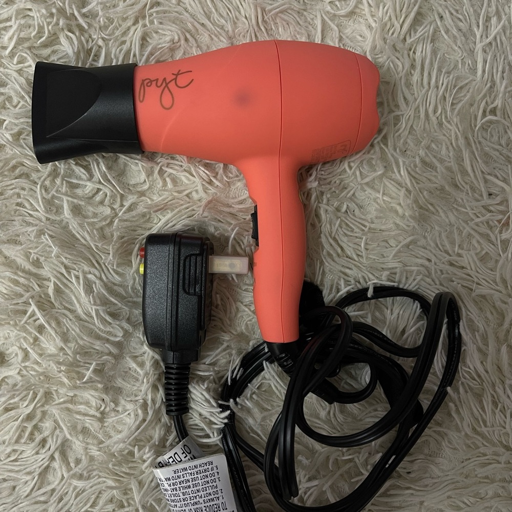PYT On The Go Mini Turbo Coral Blow Dryer  5 x 6"